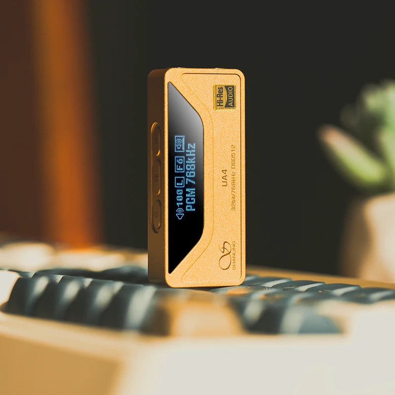 High-Resolution Portable USB DAC AMP with Balanced Outputs and Display for Headphones and Audio Devices