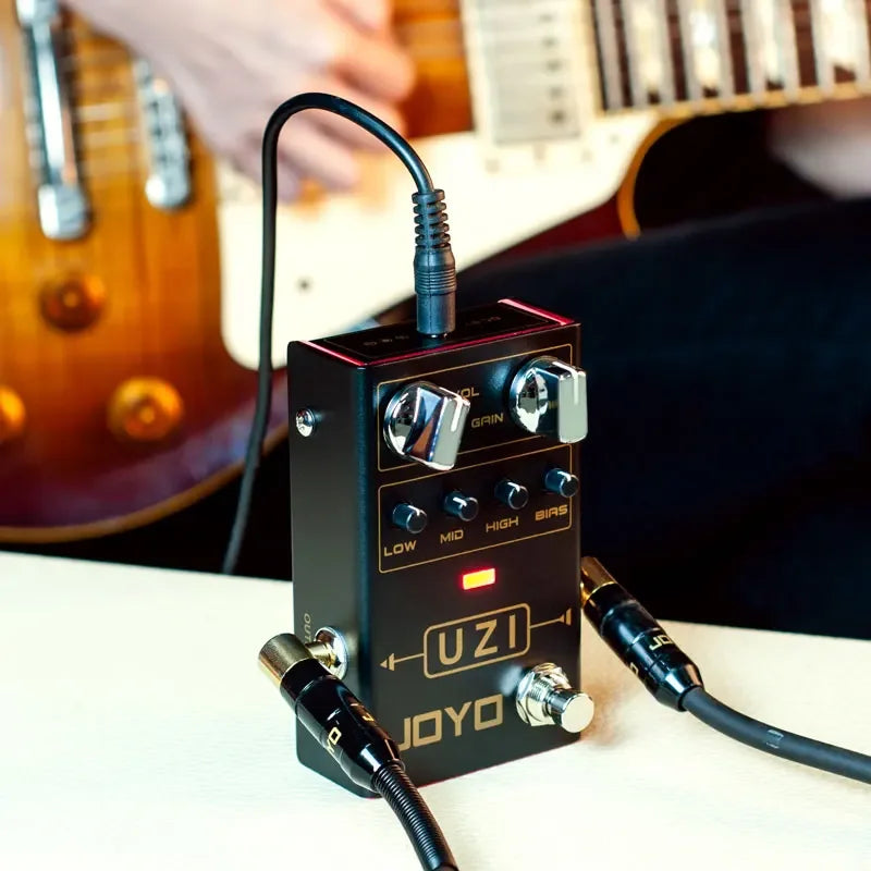 Distortion Effects Pedal for Electric Guitar with True Bypass and Heavy Metal Sound Processing